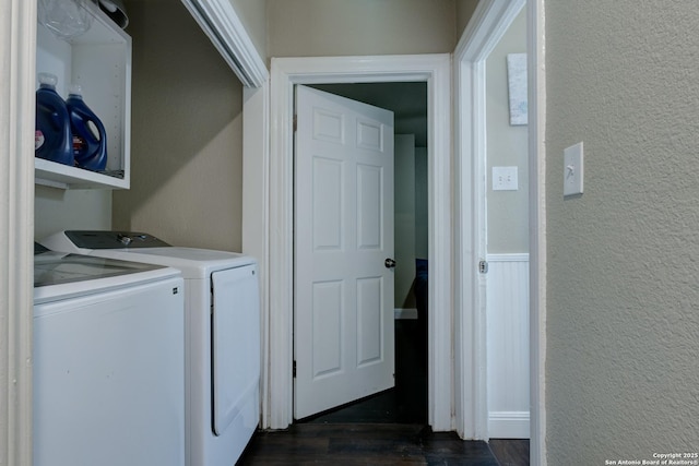 910 Halliday, San Antonio, TX 78210 - washroom with washing machine and dryer, dark wood-type flooring, and a textured wall