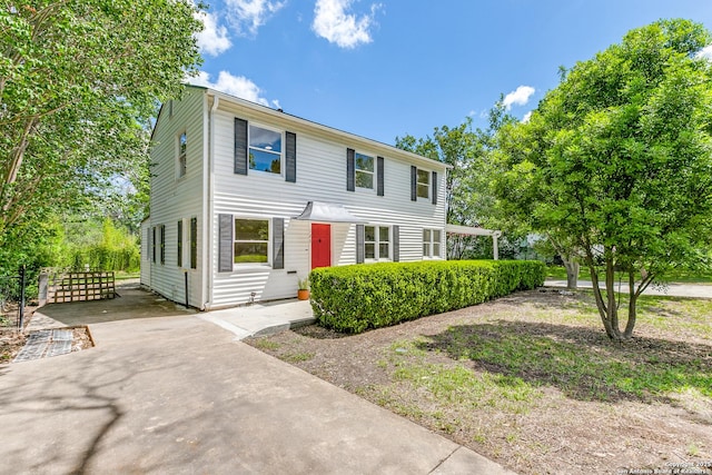 123 W Mandalay, San Antonio, TX 78212 - colonial house featuring driveway