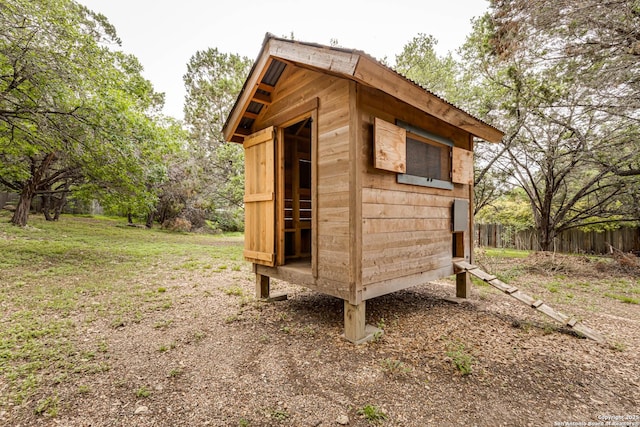 9811 Rebel Queen, San Antonio, TX 78255 - view of poultry coop featuring fence