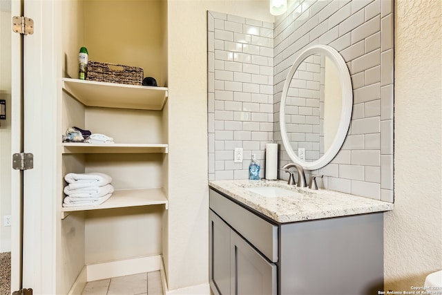 1130 Wyoming St Unit B, San Antonio, TX 78203 - bathroom with vanity and tile patterned floors