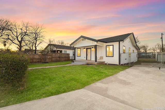 1527 W French Pl, San Antonio, TX 78201 - view of front of house with a porch and a gate
