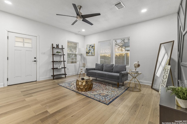 1527 W French Pl, San Antonio, TX 78201 - living room with a ceiling fan, light wood finished floors, recessed lighting, and baseboards
