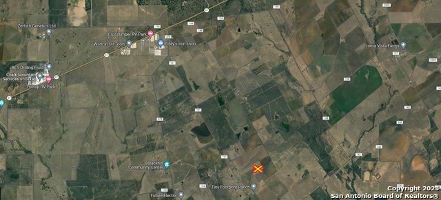 2443 County Road 101, Floresville, TX 78114