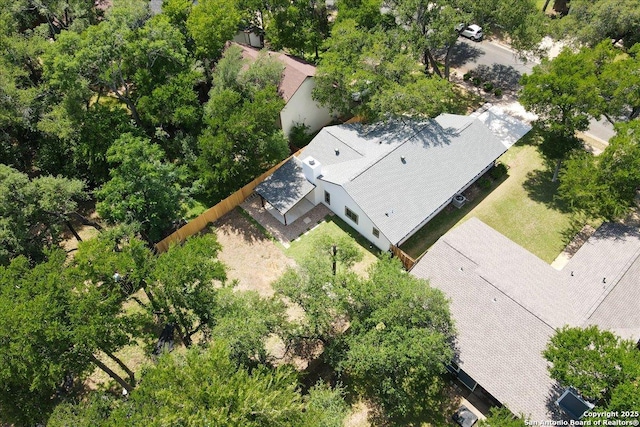 aerial view of property and surrounding area