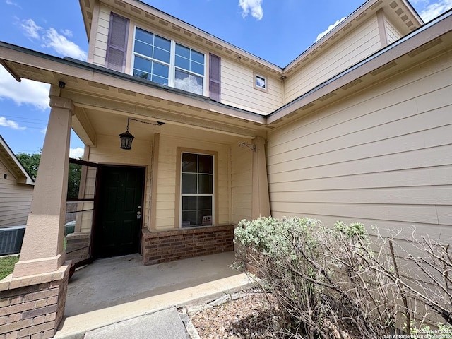 2211 Mission Verde, San Antonio, TX 78223 - view of exterior entry featuring central AC