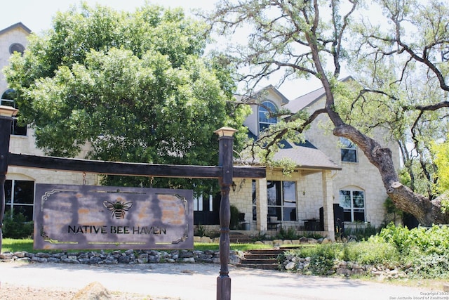 111 Kendall Oaks, Boerne, TX 78006 - view of community sign
