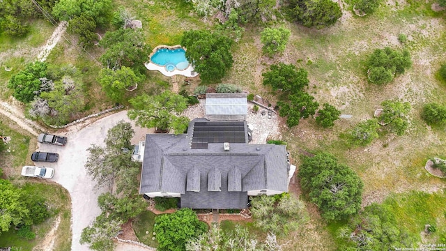 111 Kendall Oaks, Boerne, TX 78006 - view from above of property featuring a pool area
