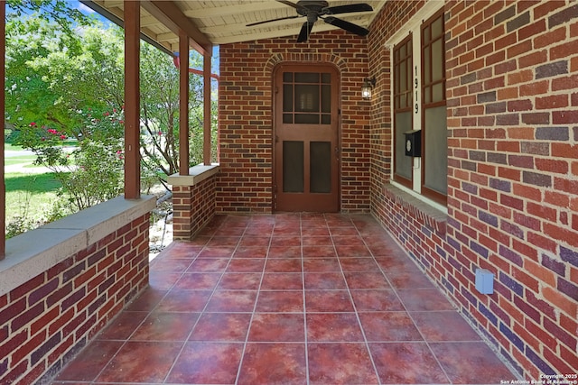 1919 W Magnolia Ave, San Antonio, TX 78201 - view of patio / terrace with a ceiling fan and a porch