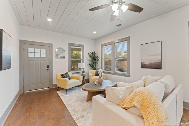 631 Muncey St, San Antonio, TX 78202 - living area with wood finished floors, recessed lighting, a ceiling fan, baseboards, and wood ceiling