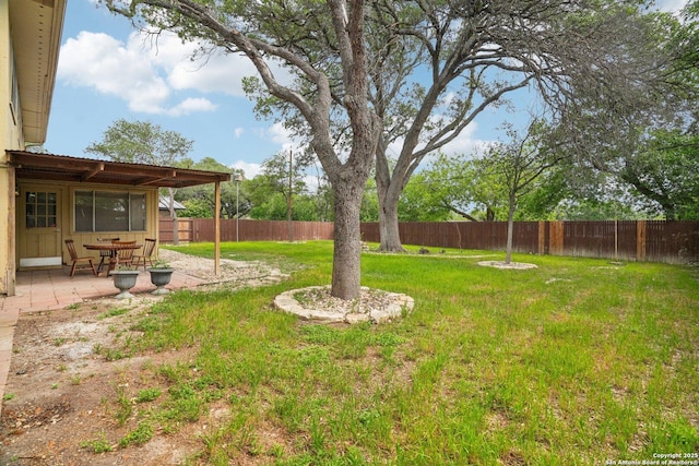 427 Indigo, San Antonio, TX 78216 - view of yard featuring a patio area