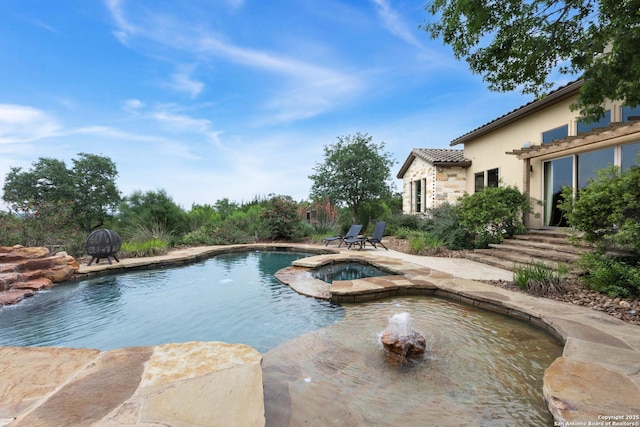 2219 Clubs Dr, Boerne, TX 78006 - view of pool featuring a pool with connected hot tub and a patio area