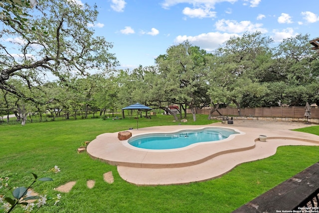 9403 Gardenia Bnd, San Antonio, TX 78266 - view of swimming pool with view of wooded area