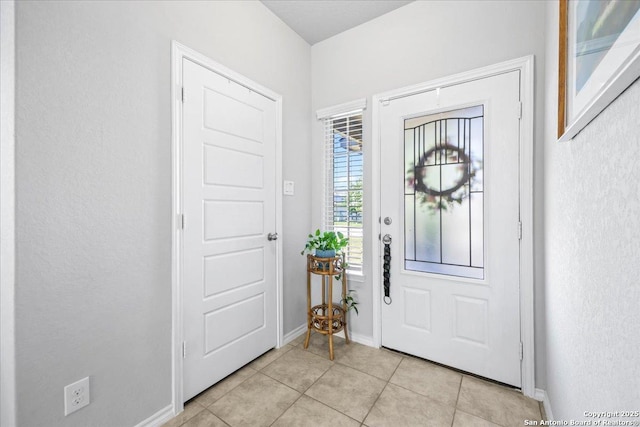 140 Whitetail Pass, San Antonio, TX 78253 - entrance foyer featuring light tile patterned floors and baseboards