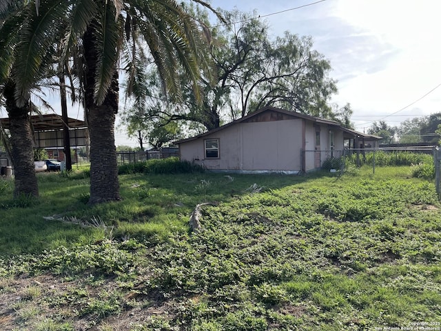608 Leona St, Cotulla, TX 78014 - view of yard with fence