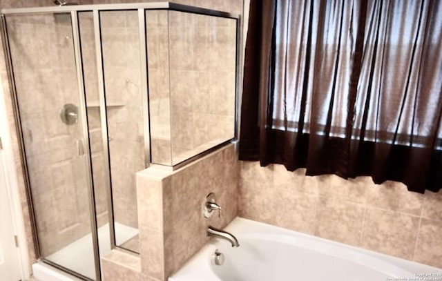3526 Arroyo Grande, San Antonio, TX 78253 - full bathroom with a stall shower and a garden tub