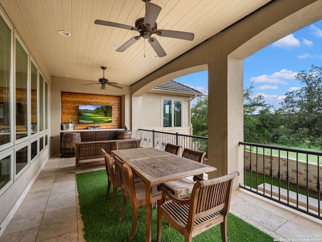 52 Oakland Hls, Boerne, TX 78006 - view of patio / terrace featuring a ceiling fan and outdoor dining space