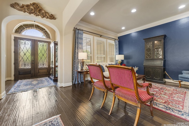 135 Penns Way, Shavano Park, TX 78231 - foyer entrance with plenty of natural light, baseboards, hardwood / wood-style flooring, crown molding, and recessed lighting