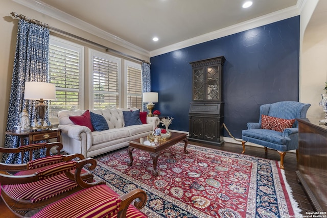 135 Penns Way, Shavano Park, TX 78231 - living area with wood finished floors, crown molding, recessed lighting, and baseboards