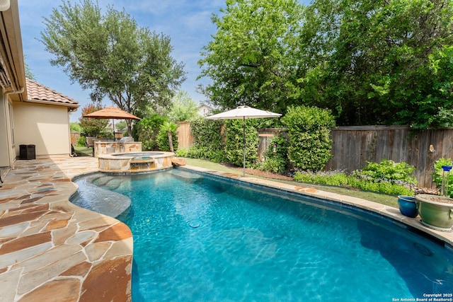 135 Penns Way, Shavano Park, TX 78231 - view of pool with a fenced backyard, a patio, and a pool with connected hot tub