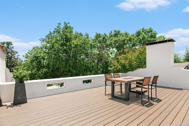 241 W Elsmere, San Antonio, TX 78212 - wooden terrace with a fire pit