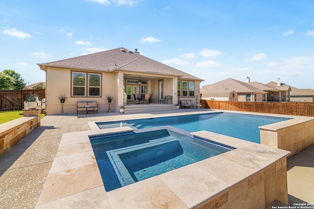 4438 Saddle Spur, San Antonio, TX 78253 - view of swimming pool featuring a patio area, ceiling fan, a fenced backyard, and a pool with connected hot tub