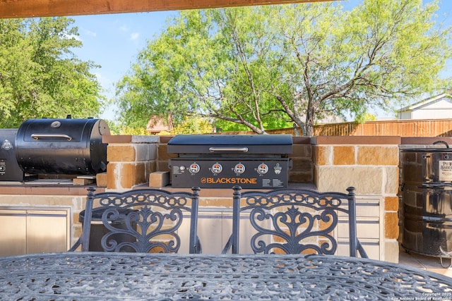 4438 Saddle Spur, San Antonio, TX 78253 - gate with fence