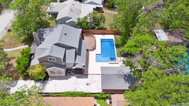 129 Elmview, Alamo Heights, TX 78209 - aerial view of property and surrounding area featuring a pool