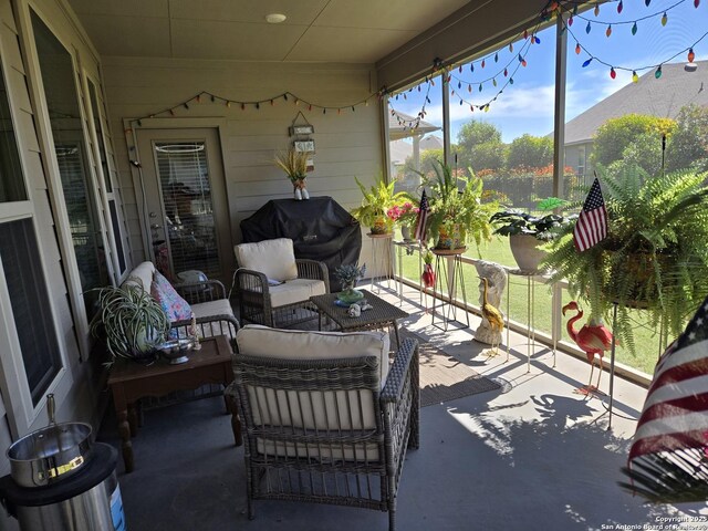 9334 Sundrop, San Antonio, TX 78254 - view of sunroom