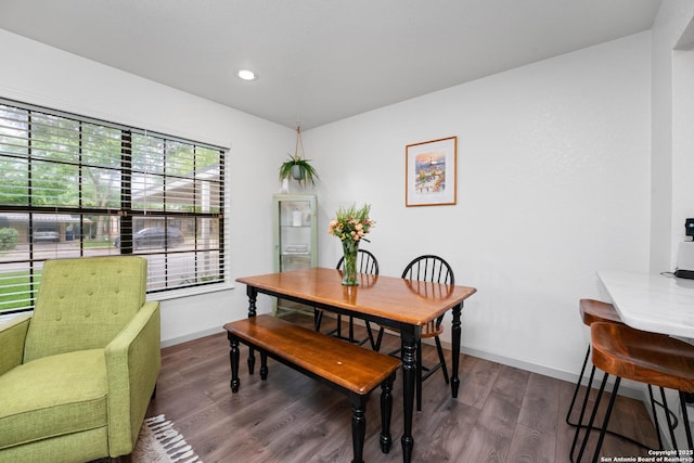 351 Barbara, San Antonio, TX 78216 - dining area with dark wood-style floors, baseboards, and recessed lighting