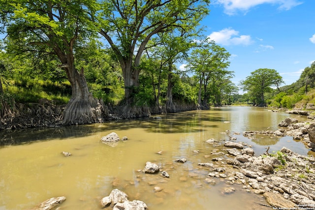 926 Serene Spgs, Spring Branch, TX 78070