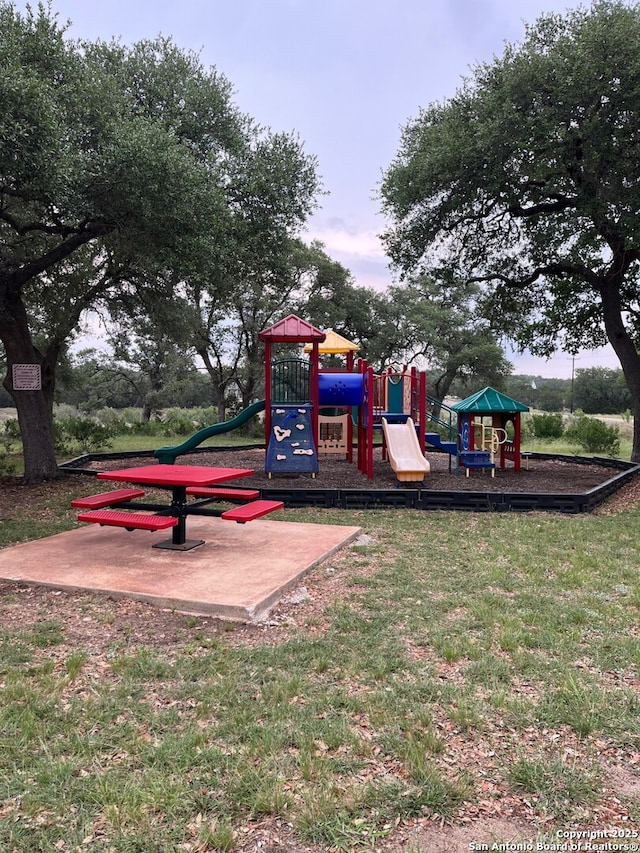 926 Serene Spgs, Spring Branch, TX 78070