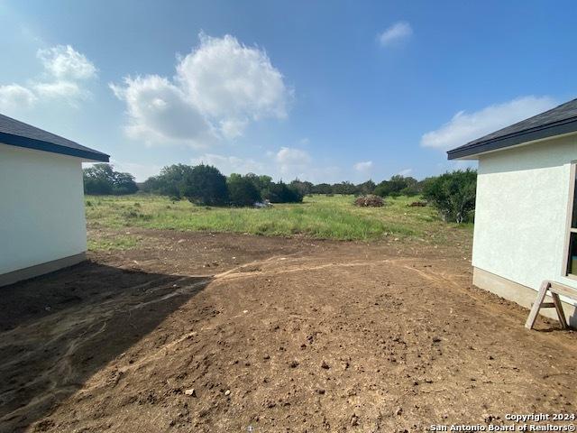 140 Horsehoe Fls, Bandera, TX 78003 - view of yard
