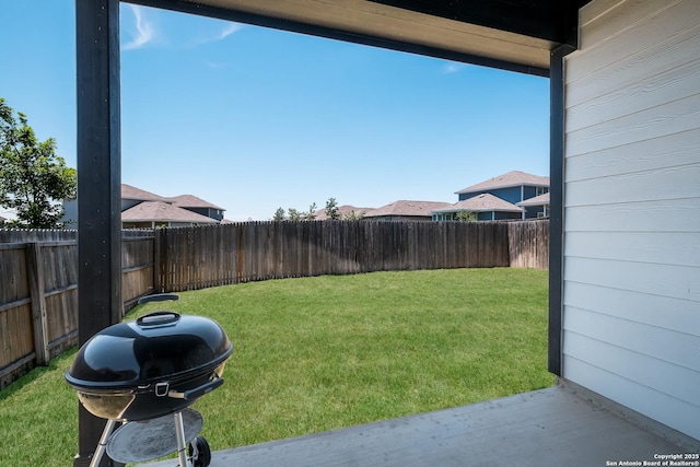 7731 Chatham, San Antonio, TX 78218 - view of yard featuring a patio area