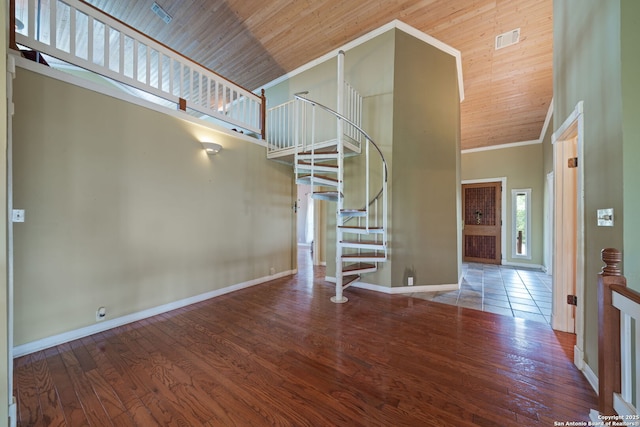 388 Oak, Pipe Creek, TX 78063 - foyer with high vaulted ceiling, wood finished floors, wood ceiling, stairs, and baseboards