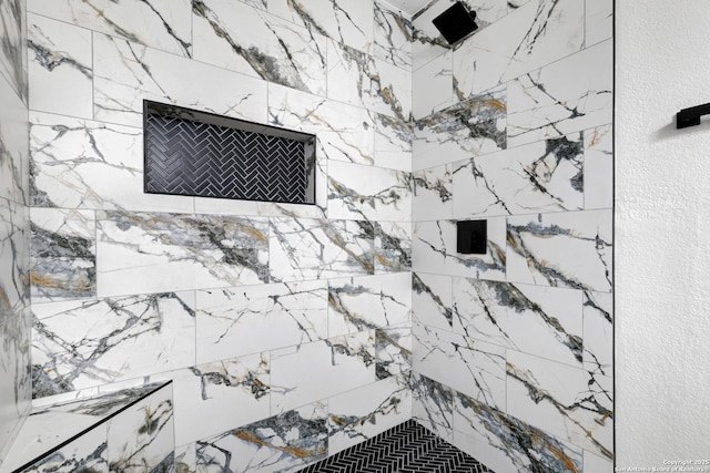 246 Bamburgh Dr, San Antonio, TX 78216 - bathroom view of a tile shower