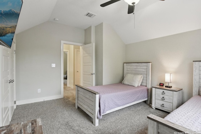 621 Center St, San Antonio, TX 78202 - carpeted bedroom with lofted ceiling and a ceiling fan