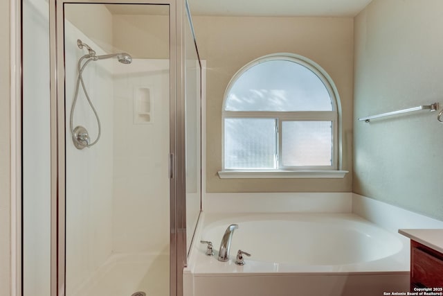 114 Arcadia Pl, Cibolo, TX 78108 - full bath with a stall shower, a garden tub, and vanity