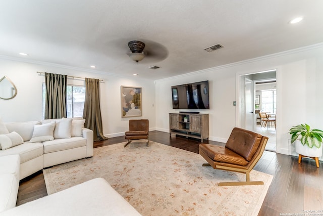 2111 Peach Blossom St, San Antonio, TX 78247 - living area featuring healthy amount of natural light, crown molding, dark wood finished floors, ceiling fan, and recessed lighting