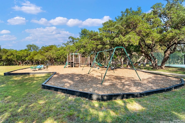 2426 Enfield Grove, San Antonio, TX 78231 - community play area with a yard