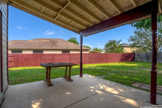 1130 Stone Gdn, New Braunfels, TX 78130 - view of patio / terrace