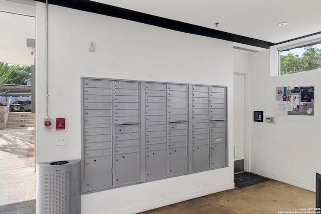 1115 S Alamo St Unit 2211, San Antonio, TX 78210 - view of home's community featuring mail area