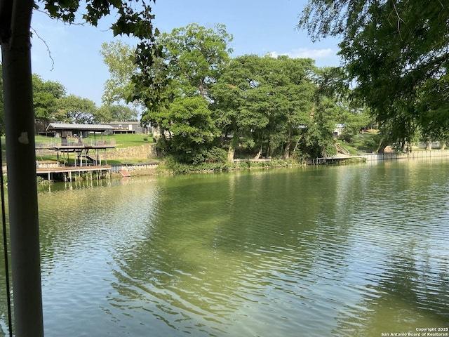 326 Riverview, Mcqueeney, TX 78123 - water view