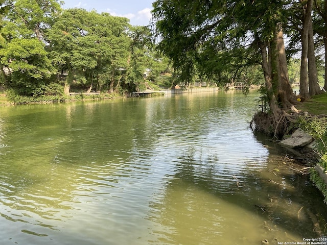 326 Riverview, Mcqueeney, TX 78123 - water view
