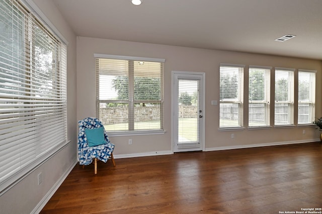 14402 Palomino Pl, San Antonio, TX 78254 - unfurnished room with wood finished floors, baseboards, and recessed lighting