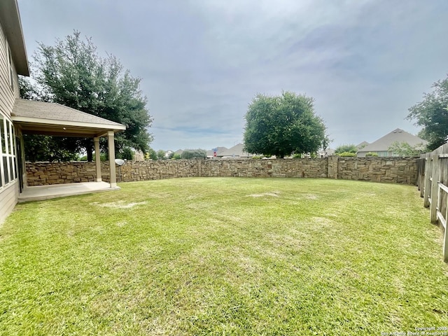 14402 Palomino Pl, San Antonio, TX 78254 - view of yard with a patio
