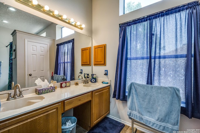 1027 Hedgestone, San Antonio, TX 78258 - full bathroom with double vanity