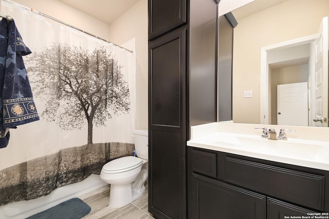 10809 Davis Farms, San Antonio, TX 78254 - full bath with toilet, vanity, and a shower with curtain