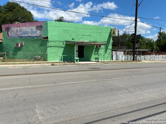 205 Frio, City, San Antonio, TX 78207 - view of property