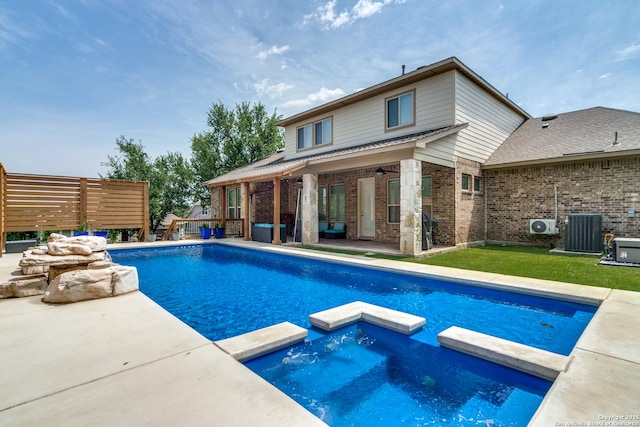 29121 Ismorada, San Antonio, TX 78260 - view of pool featuring an in-ground hot tub, a ceiling fan, cooling unit, and a patio