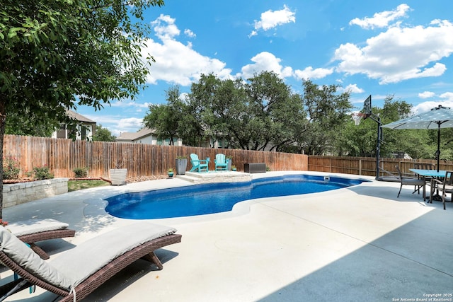 27210 Camellia, Boerne, TX 78015 - view of pool featuring a patio, a fenced backyard, and outdoor dining space